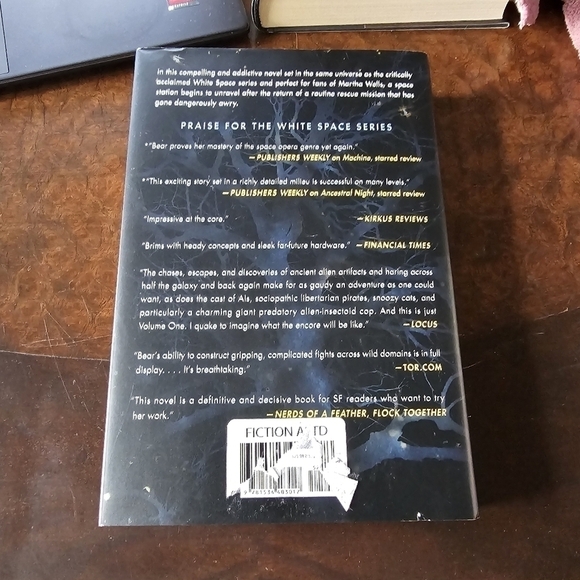 Machine: A White Space Novel, By Elizabeth Bear, Hardcover, Pre-owned - Picture 3 of 7